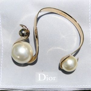 Dior Pearl Bangle